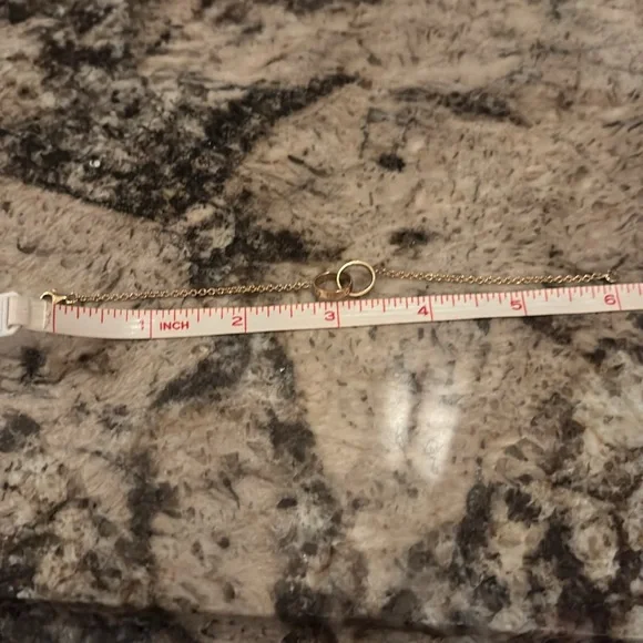 Cartier Gold Interlocking Rings Bracelet with Delicate Chain - Picture 8 of 12